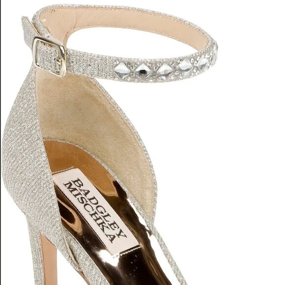 Badgley Mischka Urina Heeled Sandals NIB GORGEOUS - Picture 8 of 10